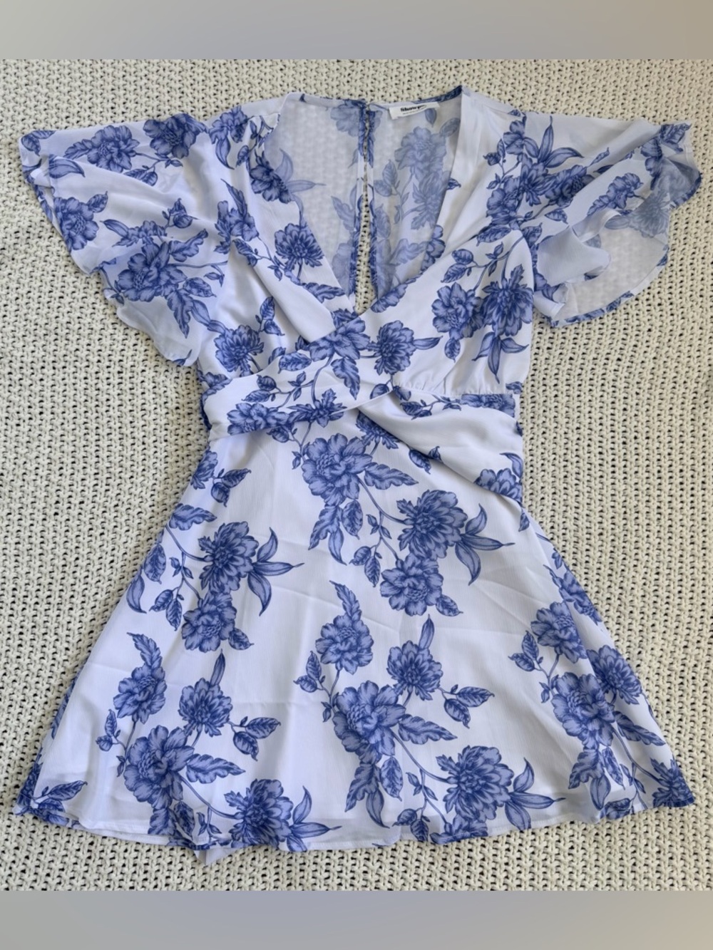 Showpo Blue and White Floral Mini Dress Spring Flowy A Line Wrap Tie Lined - Picture 2 of 11